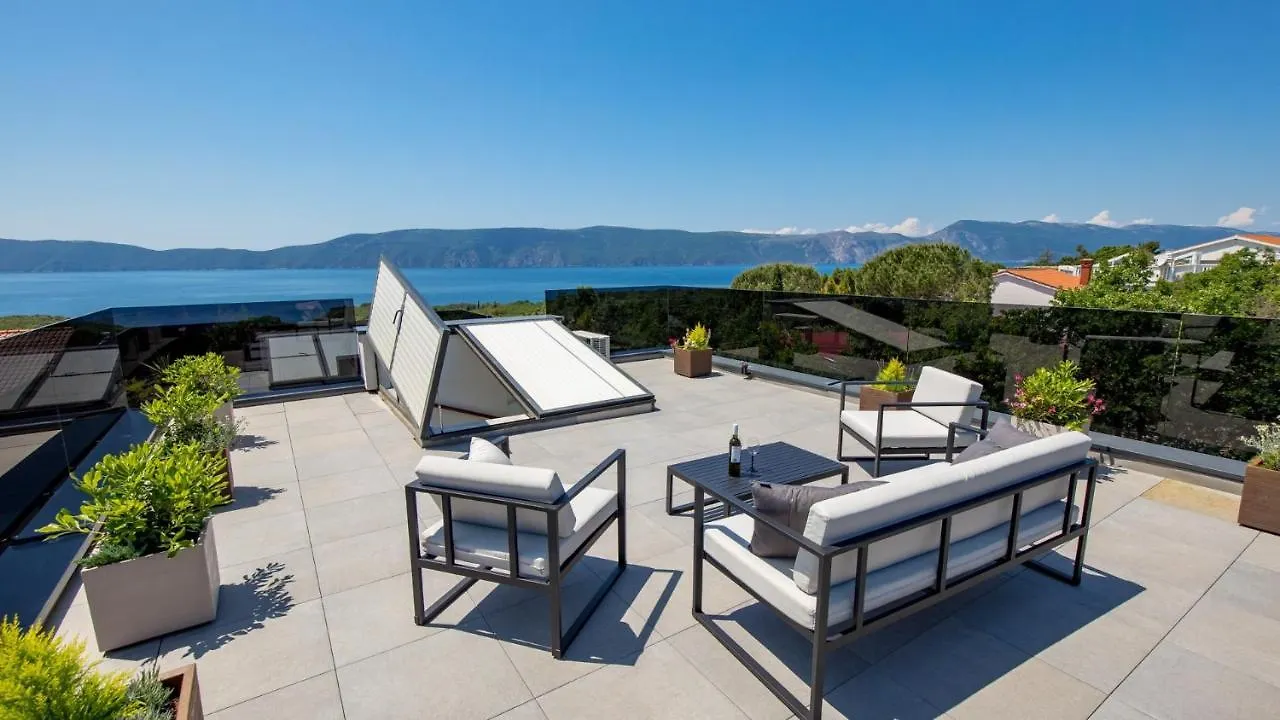 Modern Holiday House Jadranka With Pool Pinezići Dom wakacyjny