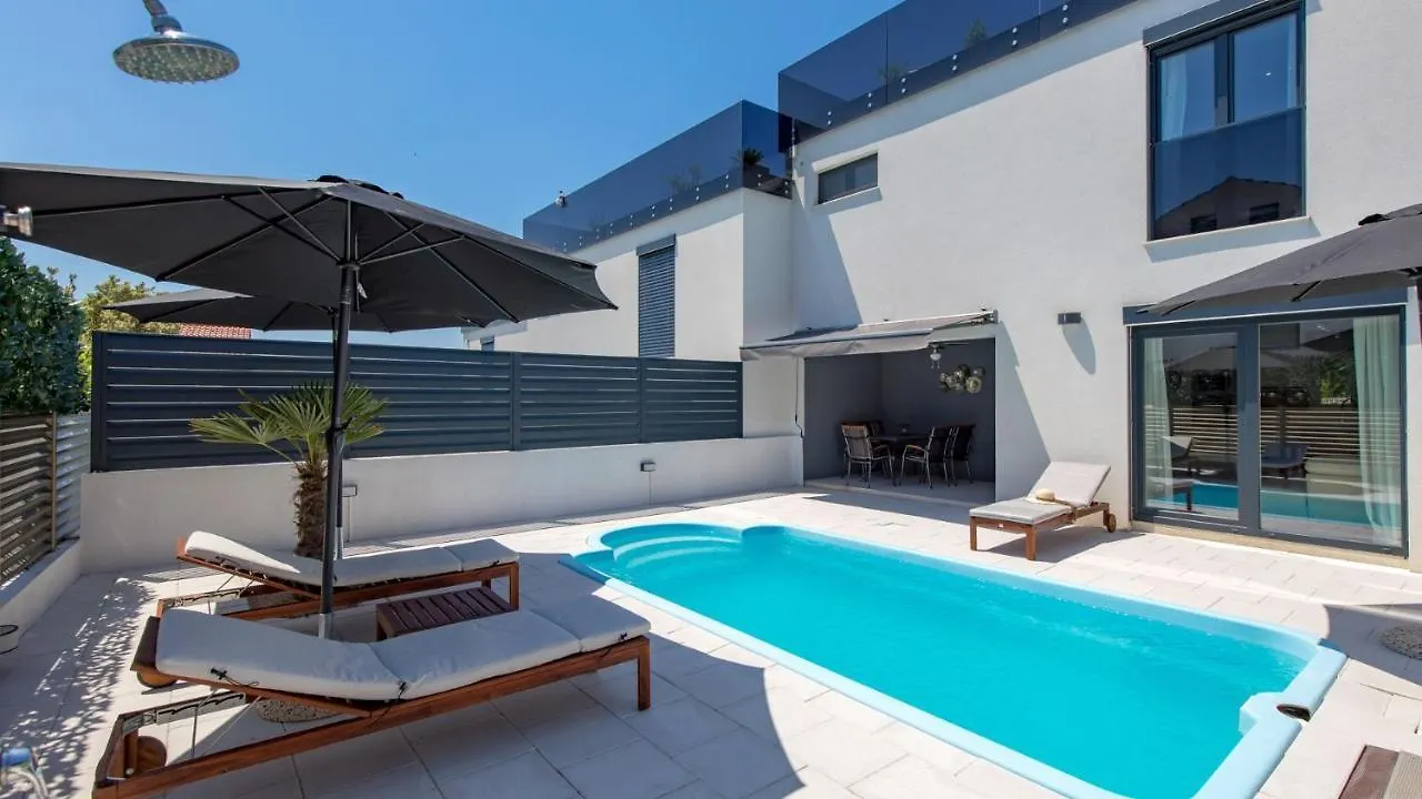 Dom wakacyjny Modern Holiday House Jadranka With Pool Pinezići